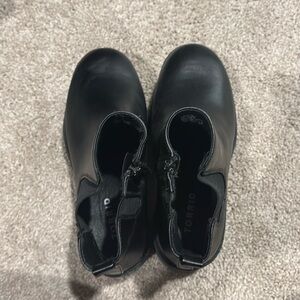 Torrid black platform Chelsea boots.